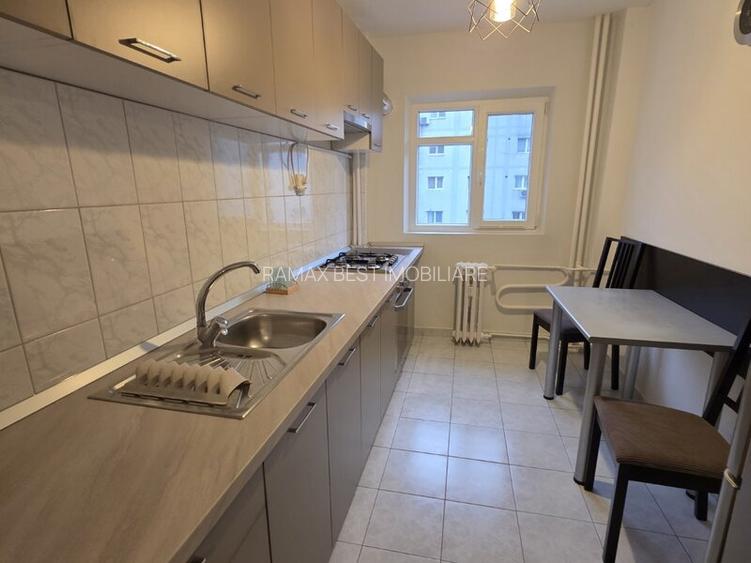 Muncii-7-8 minute metrou - 2