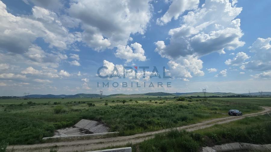 Teren de vanzare, langa Autostrada - 5