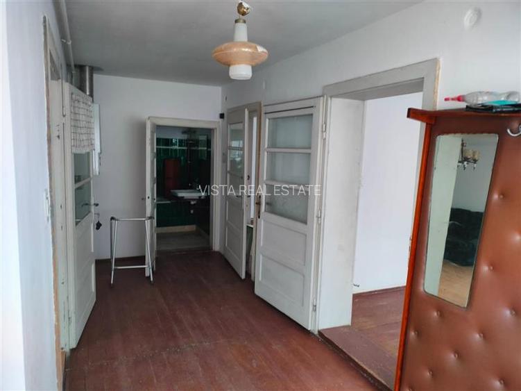 Casa spatioasa cu 1000 mp teren, Halchiu, Brasov - 10