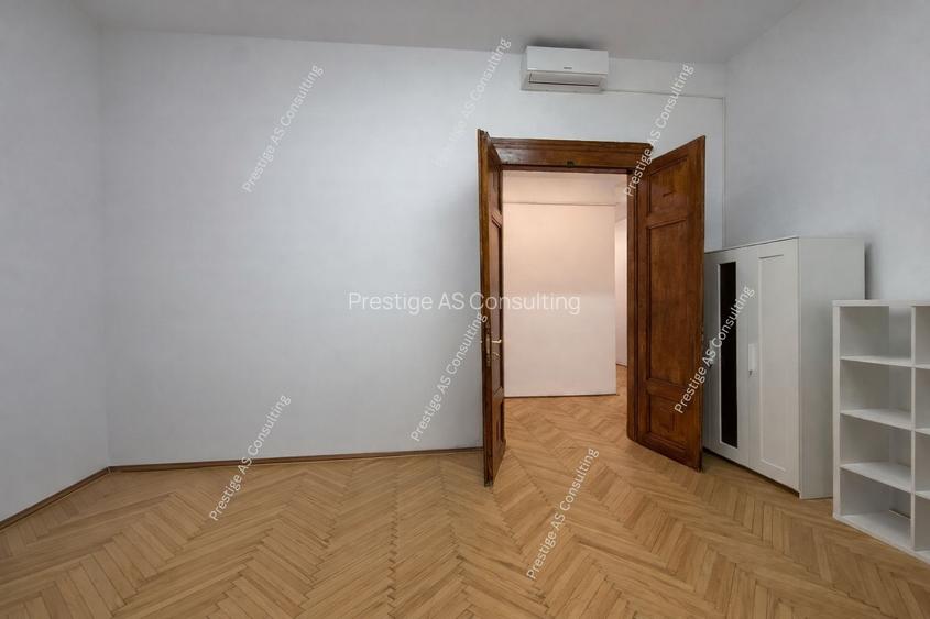 Spatiu Birouri  150 mp | Balcon cu vedere directa spre Piata Victoriei - 8