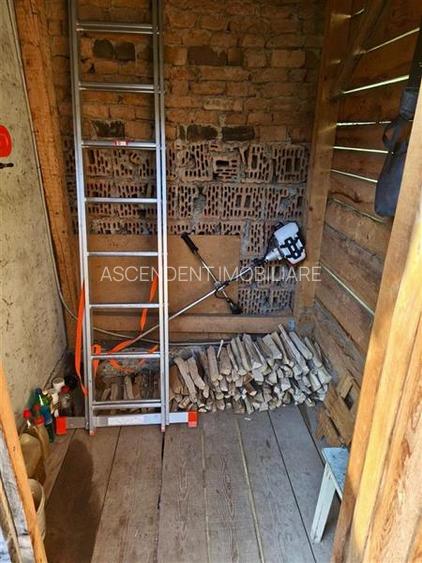 Casa potential:activitati comerciale, birouri, locuire multifamiliala,677 mp ter - 11