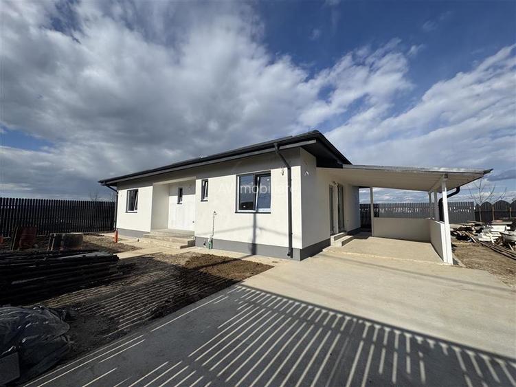 DE VANZARE CASA PARTER DOMNESTI FOISORULUI LA CHEIE - 12