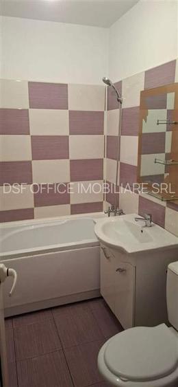 Apartament cu 2 camere DECOMANDAT in Nicolina, Biserica Catolica - 7
