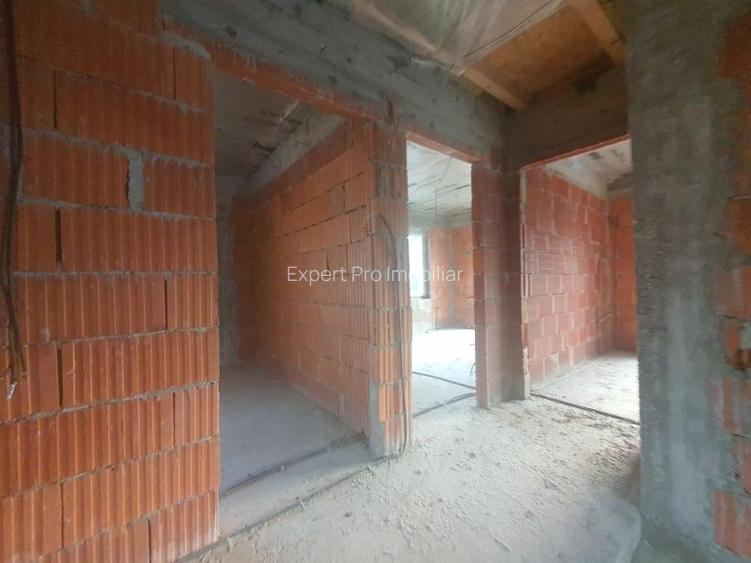 Saftica DN1 4Cam 3Bai Casa 2023 Curte 366mp Libera Pozitie Buna - 13