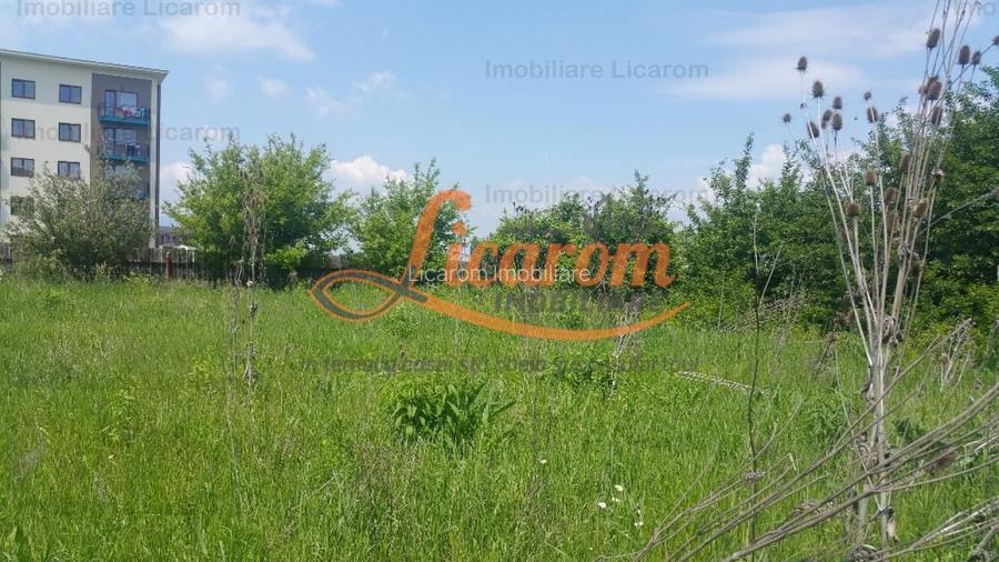 Teren 2000 mp,Tractorul 7,ideal constructie blocuri pret 160 eur/mp - 2