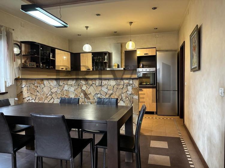 Casa individuală 5 camere, teren 800 mp, Mahala - 19