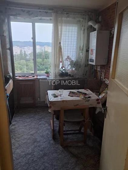 Apartament cu 3 camere decomandat, etaj intermediar- Gara - 5