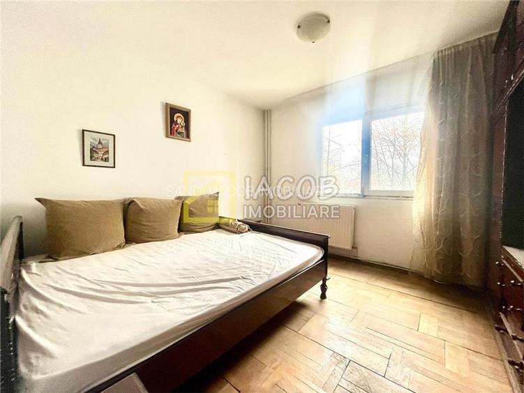 Apartament 4 camere decomandate, etajul 2, zona Narcisa / Republicii - 6