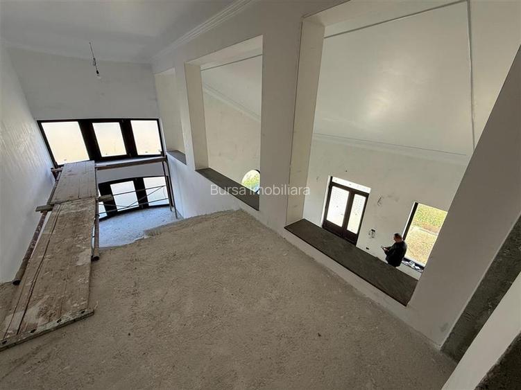 CASA P+E LA STADIU DE FINISAJE,  STR. CUZA VODA,  ZONA PETRESTI - 20