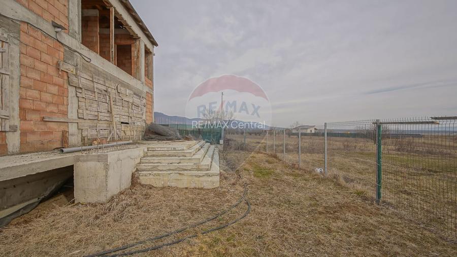 COMISION 0% Casă Individuala La Rosu cu teren de 4000 mp in Crizbav - 17