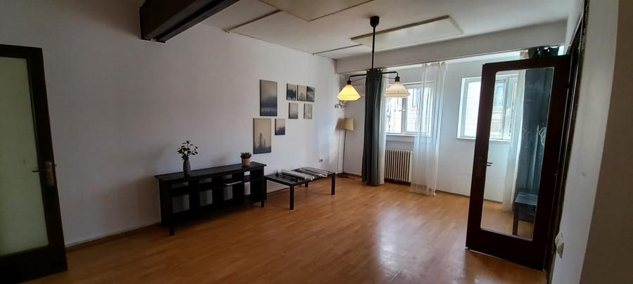 Apartament 2 camere Strada Smardan-Centrul Vechi, ap.40