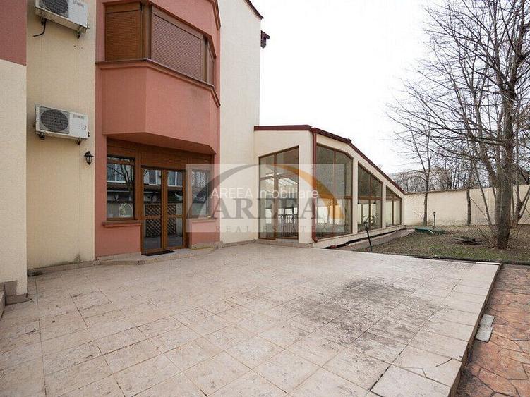 Vila cu 750 mp utili si teren de 1.480 mp in Erou Iancu Nicolae - 11