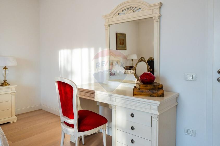 Casă de Lux de vânzare| Trivale- Pitești| 378mp Sdc| Teren 868mp - 35