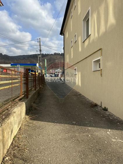 Hala industriala 114 mp zona Ursulet situata la DN - 5