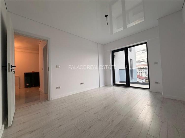 Apartament cu 3 camere, 2 bai Bloc nou Nicolina, et. intermediar - 16