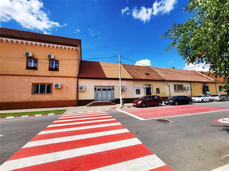 Vanzare spatiu comercial, Ghimbav, Central langa Primarie, vitrina - 22