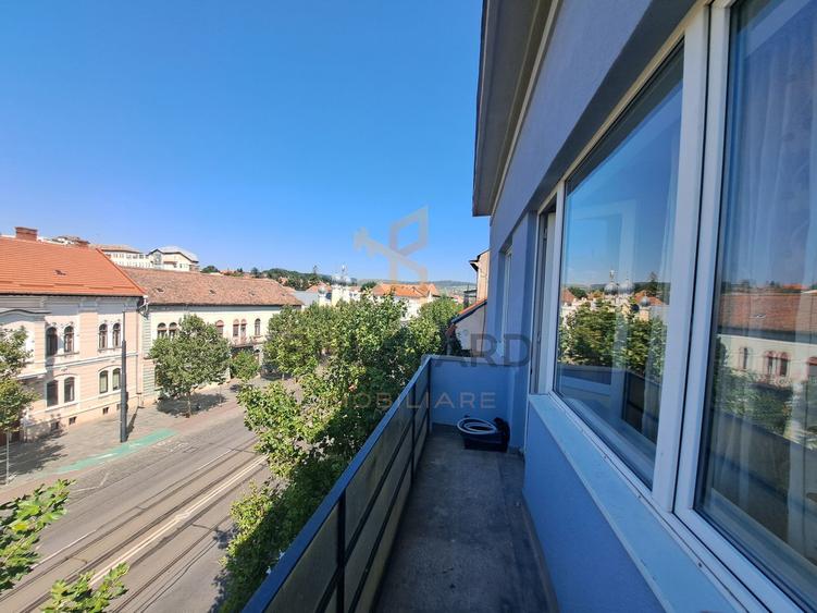 Apartament 2 camere, zona centrala, inceputul strazii Horea