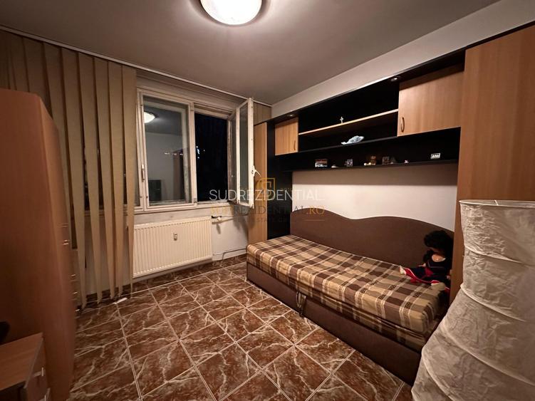 Apartament 3 camere etaj 3 din 4 Comision 0% - 7