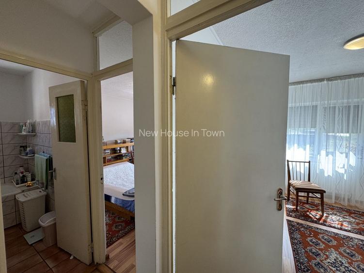 Apartament decomandat cu 3 camere in Florilor, strada Crinului - 16