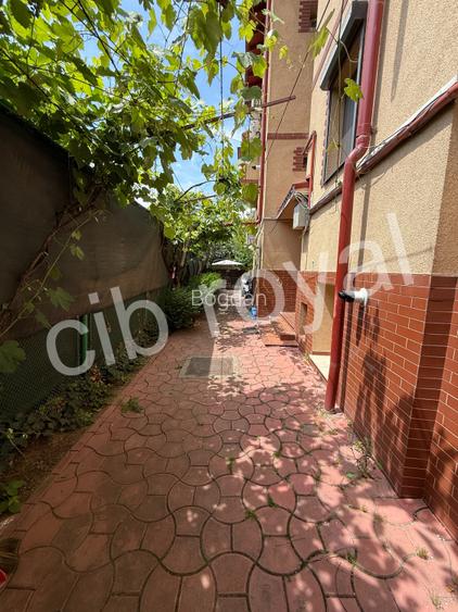 Apt. 2 cam Bd. Ion Mihalache-Domenii,Str. Constantin Stere,la 6 min metrou 1 Mai - 3