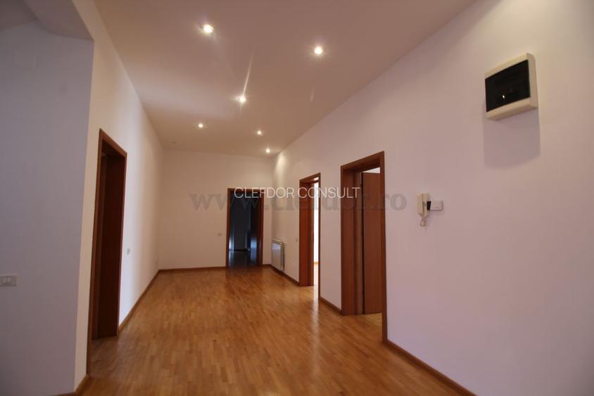 Iancu Nicolae- Vila individuala - 16