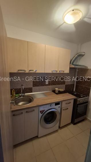 Metrou Favorit, proaspat renovata - 13