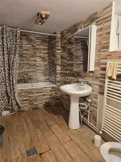 Casa in Centrul Prejmerului - 10