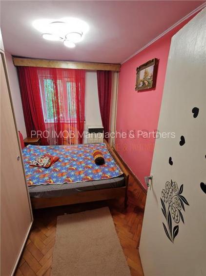 Apartament 3 camere cf 3 semidecomandat zona Micro 14 - 4