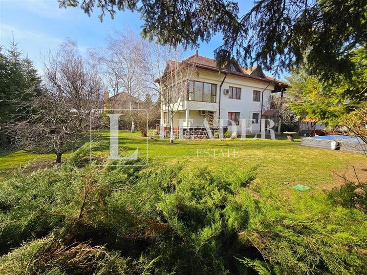 Vila individuala cu piscina - 2