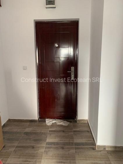 Apartament 2 camere Miroslava, 100 ml de statia de autobuz, str C-tin Langa 40 - 25
