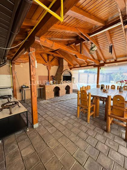 Vila Superba pentru 2 familii /9 Camere /Curte 721 - 8