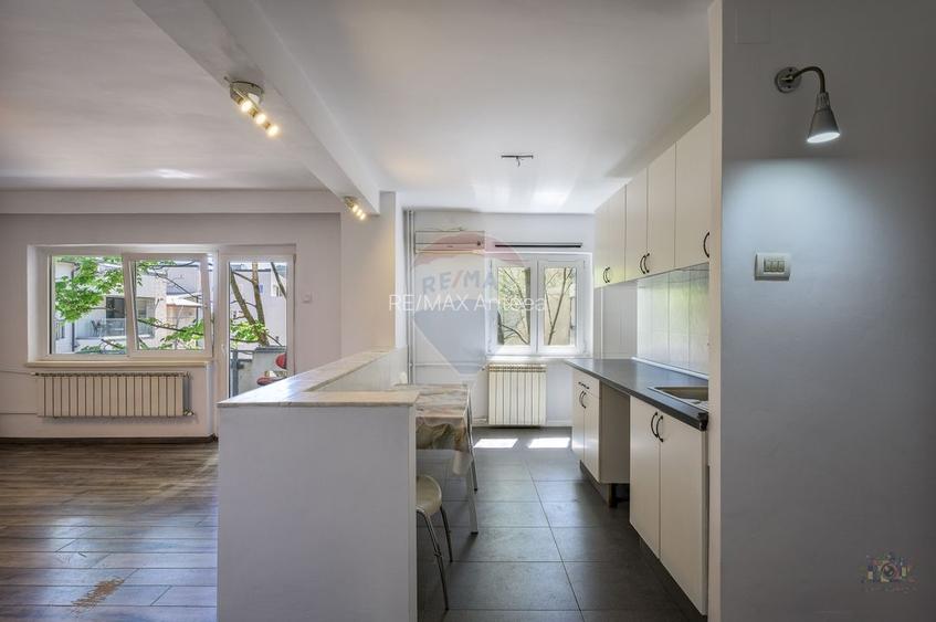 Apartament cu 3 camere de vânzare în zona Lacul Tei - 15