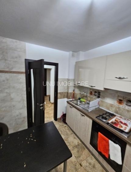 Etaj 1-Podul de Fier-Tg Cucu- 3 Camere Decomandat 73mp-renovat - 4