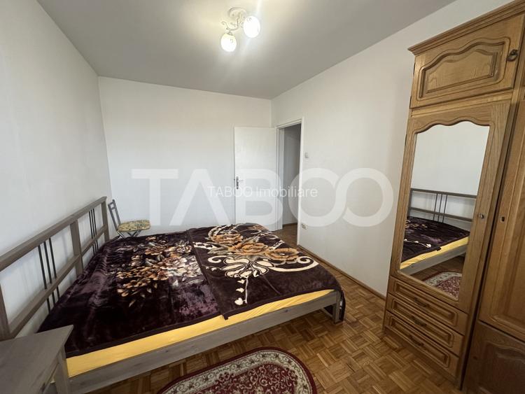 Apartament decomandat 3 camere etaj 4 zona Rahovei Sibiu - 11
