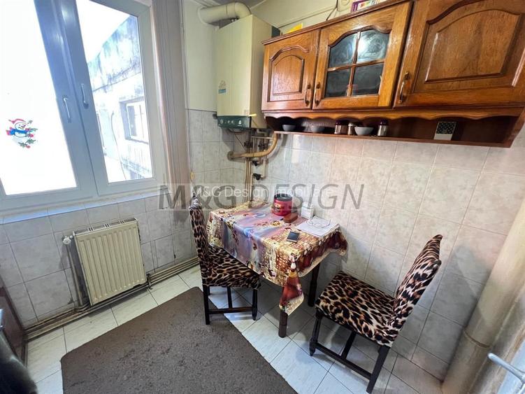 3 camere decomandat etaj 4/10 Dambovita centrala proprie - 3