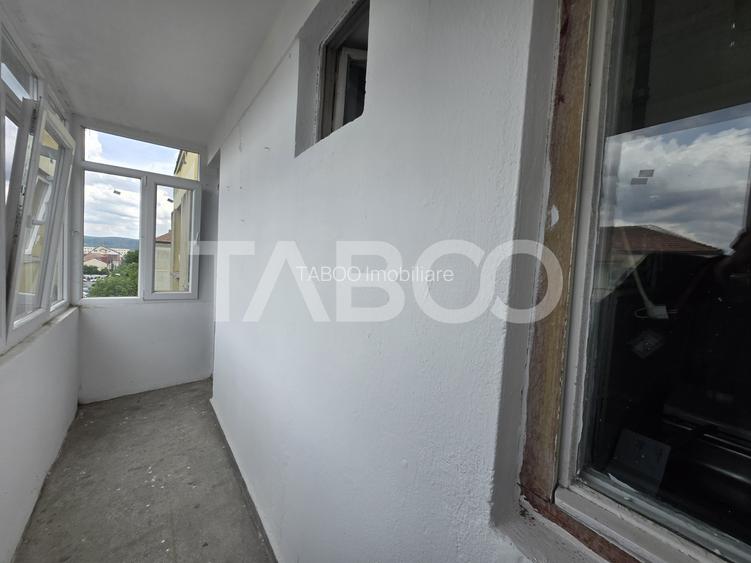 Apartament 2 camere de vanzare 37 mp balcon zona Mihai Viteazul Sibiu - 12