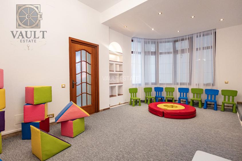 Vila de 12 camere - pretabila pentru gradinita/cantina/cofetarie  - Parcul Carol - 10