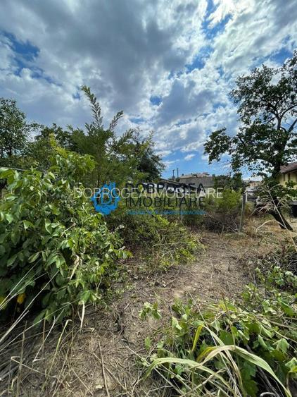 Zona Pacii, teren 802 mp, deschidere 14 ml - 2