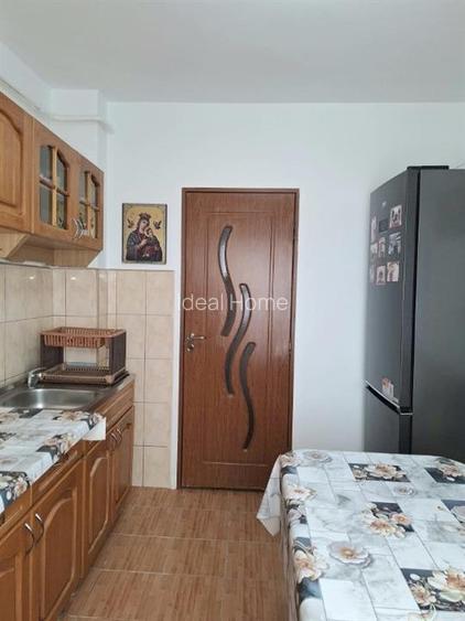 Apartament cu 3 camere decomandat - 71mp - etaj intermediar - Mircea cel Batran - 5