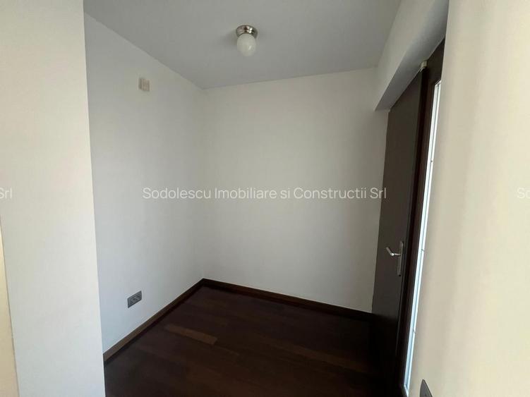 Vila superba cu piscina si anexa camera hobby - 11