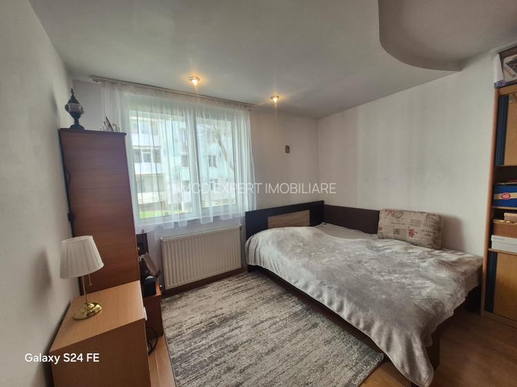 De vânzare – Apartament cu 4 camere | 80 mp | Parter înalt | Boxă + Parcare | Zo - 3