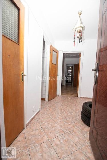 3 camere la 7 minute Metrou, Emil Racovita, Etaj 3- 4, 0% Comision  - 15