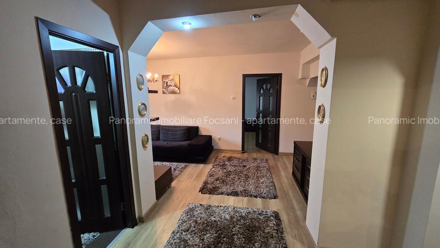 3 camere de vanzare  , etajul 1, ultracentral, Focsani - 22