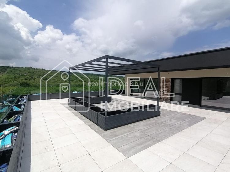 Casa  Exclusivista cu piscina si 1200 mp de teren, in Cisnadie - 7