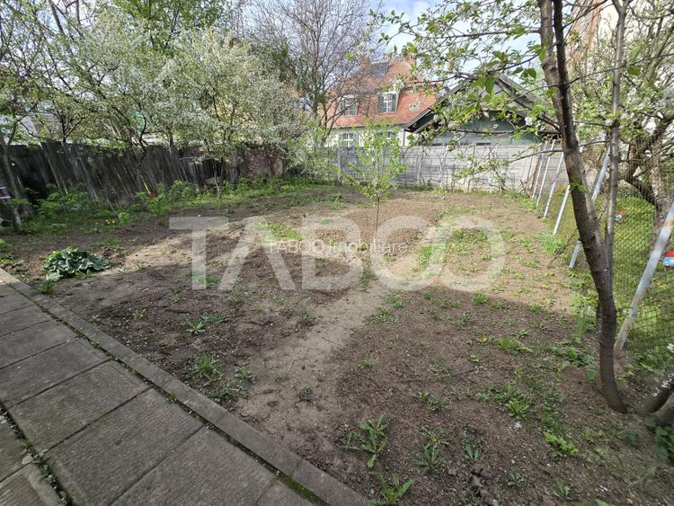 Casa individuala de vanzare teren 972 mp 2 garaje zona Sub Arini Sibiu - 4