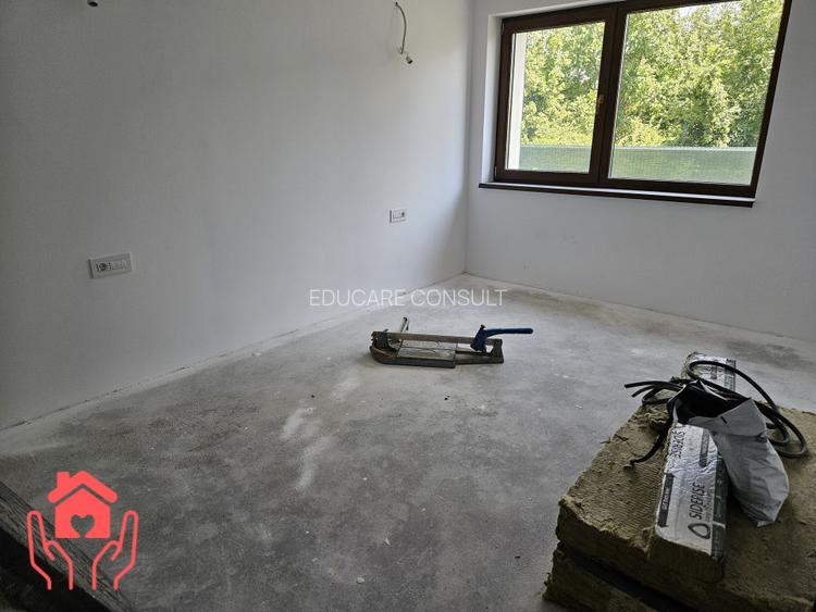 Aeroportul Baneasa-Natura, liniste si relaxare in curtea privata! - 6