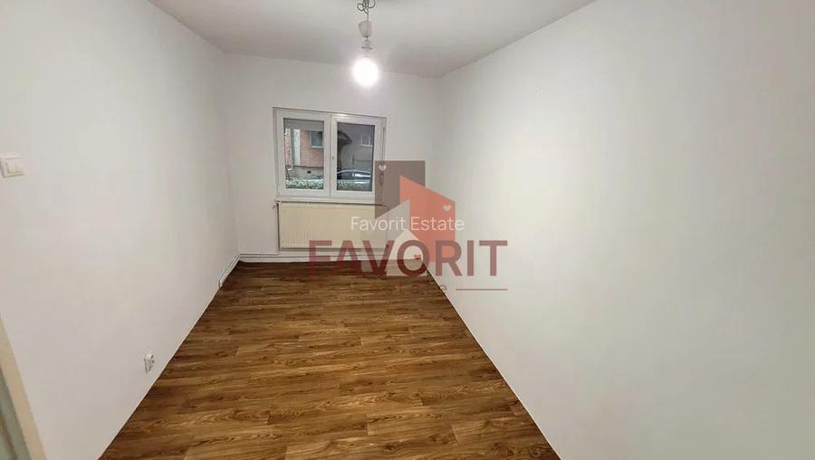 Apartament 3 camere decomandat | Zona Aradului - 3