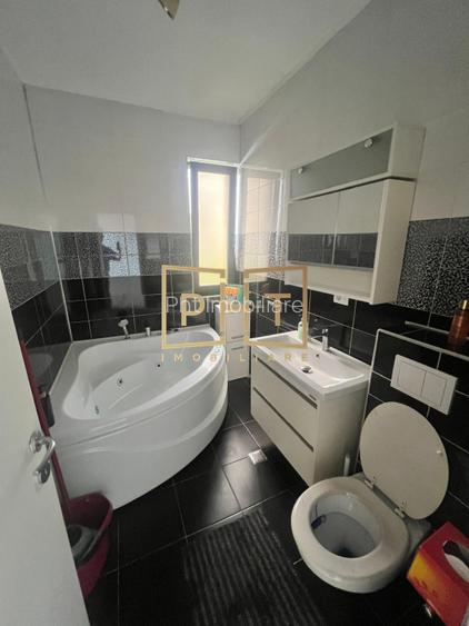 Apartament de vanzare, 3 camere, 68 mp, cu balcon si parcare -  zona Terra! - 8