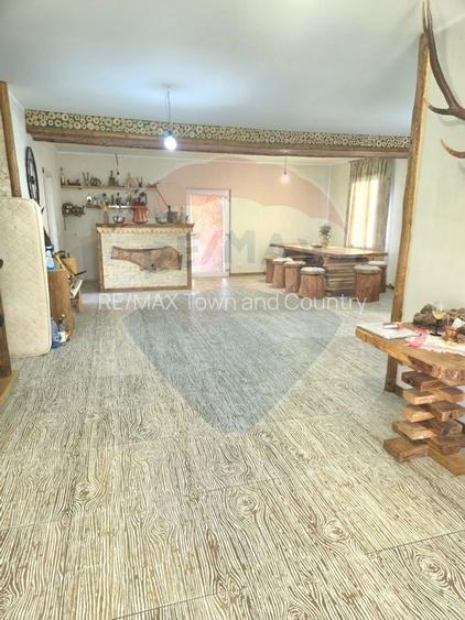 Casă / Vilă cu 6 camere de vânzare - 8