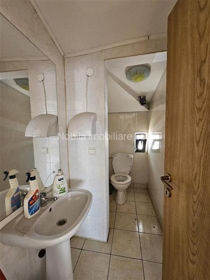 SPATIU DE INCHIRIAT IN ONESTI LANGA GARA, ZONA DE JOS - 23